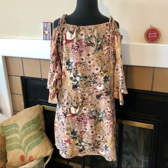 Zara Basics Floral Bell Sleeve Dress Small - Picture 3 of 4